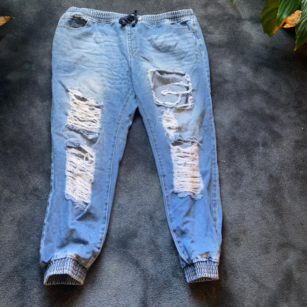 Distressed jean jogger